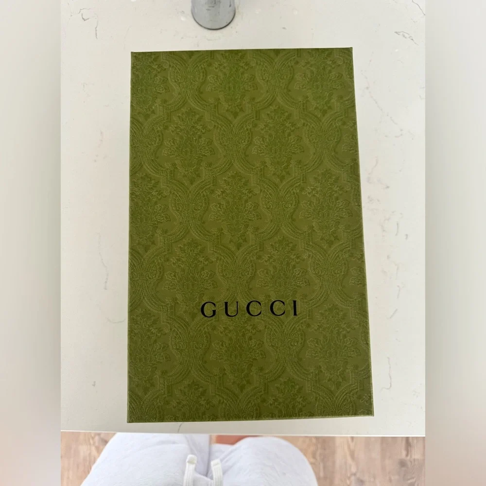 Gucci Ace Sneaker with Bee, size 36.5 - Picture 5 of 9